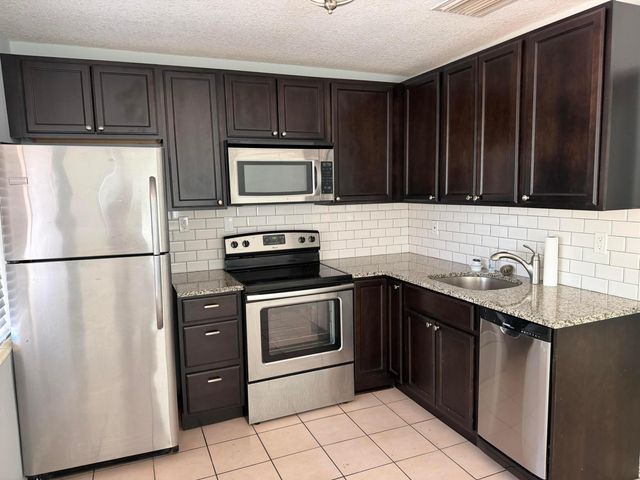112 Prospect Road, Lantana, FL 33462