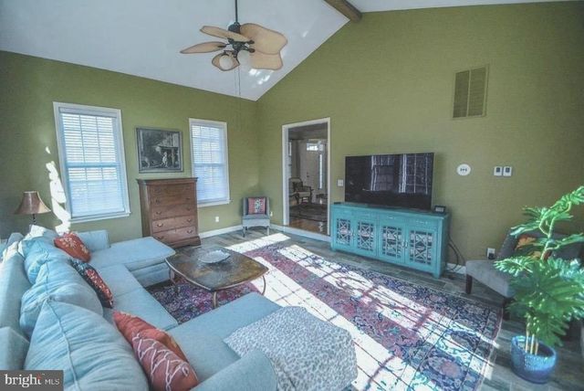 104 CAMP DAVID RD, Wilmington, DE 19810