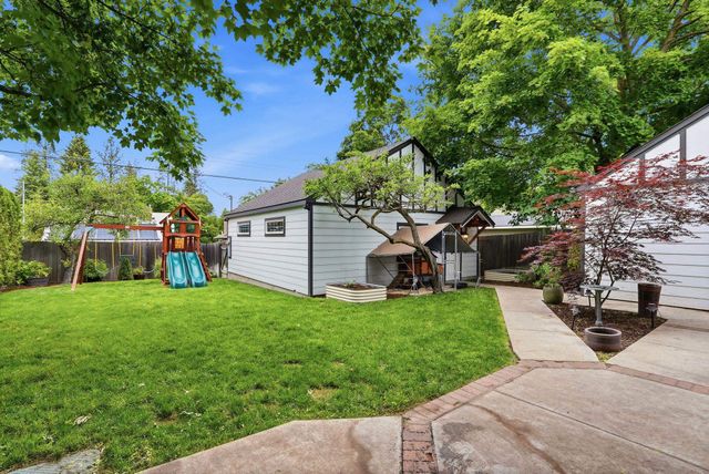 1014 W 21st Ave, Spokane, WA 99203