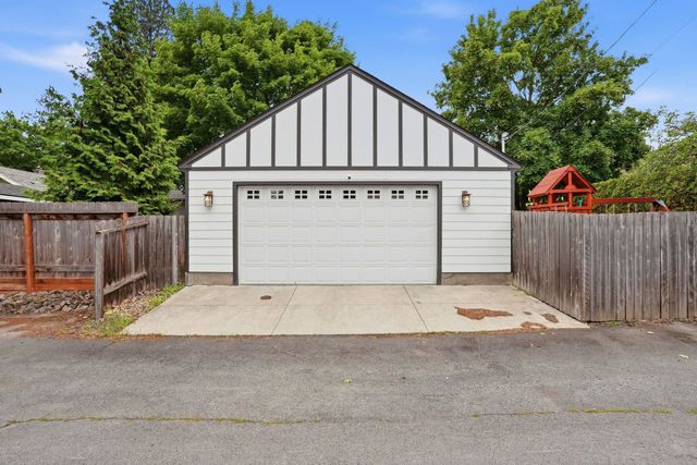 1014 W 21st Ave, Spokane, WA 99203