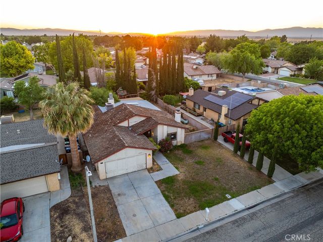 44231 Fine Street, Lancaster, CA 93536