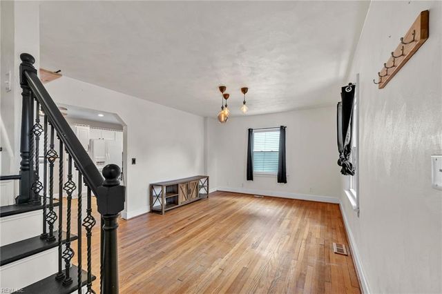 1122 Winston St. ST, Norfolk, VA 23518