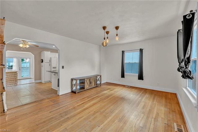 1122 Winston St. ST, Norfolk, VA 23518
