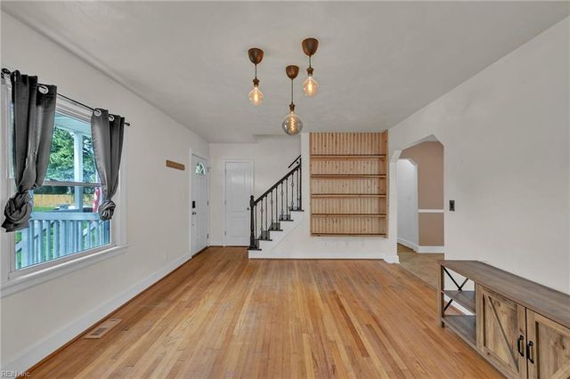 1122 Winston St. ST, Norfolk, VA 23518