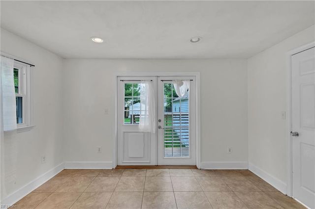 1122 Winston St. ST, Norfolk, VA 23518
