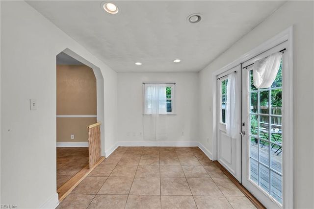 1122 Winston St. ST, Norfolk, VA 23518