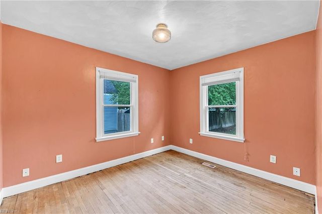 1122 Winston St. ST, Norfolk, VA 23518