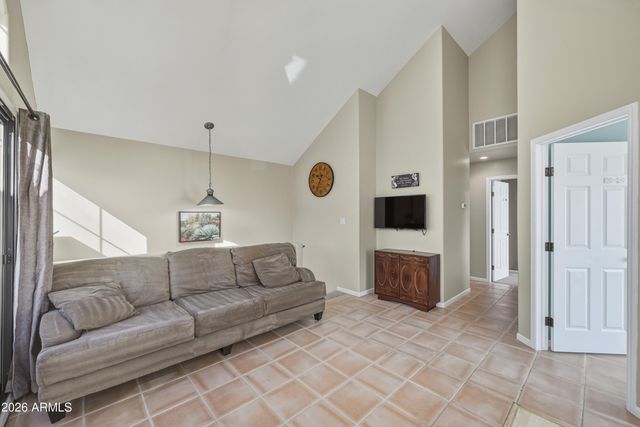 1001 N PASADENA Circle 80, Mesa, AZ 85201