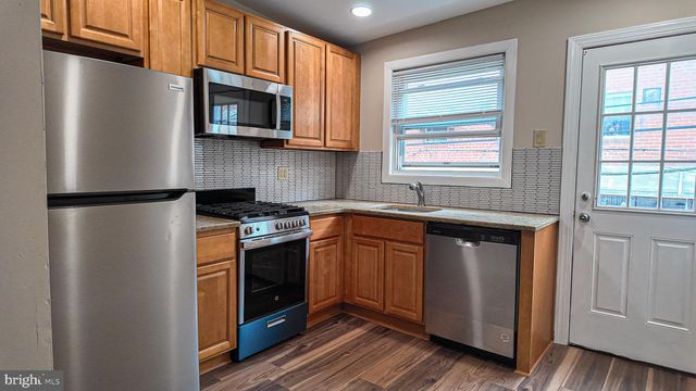 3040 BELGRADE ST, Philadelphia, PA 19134