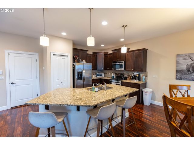 2145 Nw PULVER Ln, Albany, OR 97321