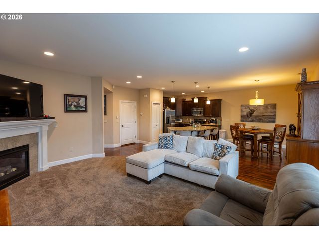 2145 Nw PULVER Ln, Albany, OR 97321