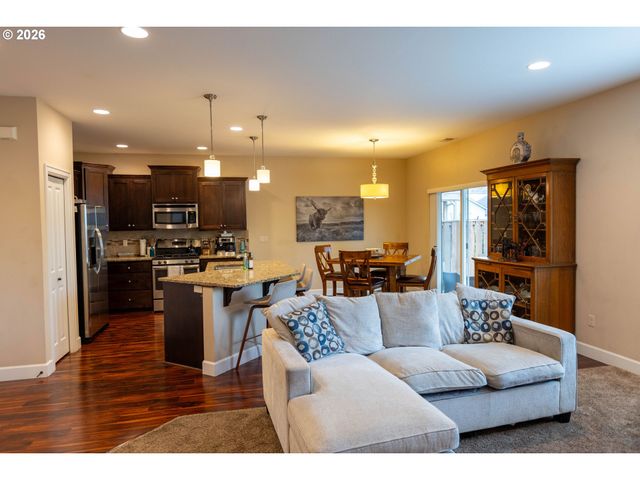 2145 Nw PULVER Ln, Albany, OR 97321