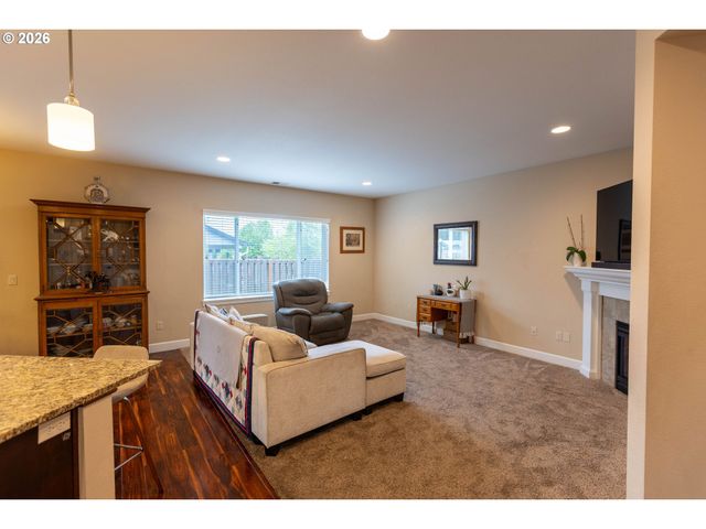 2145 Nw PULVER Ln, Albany, OR 97321