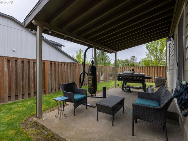 2145 Nw PULVER Ln, Albany, OR 97321