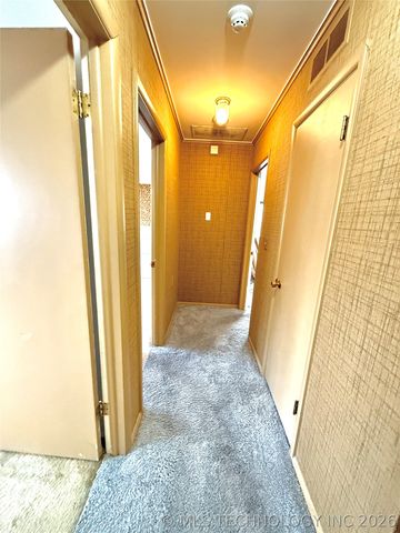 3710 E 43rd Place, Tulsa, OK 74135