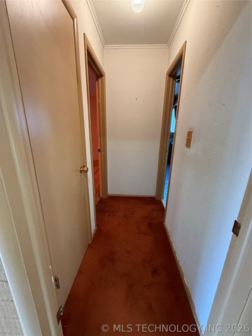 3710 E 43rd Place, Tulsa, OK 74135