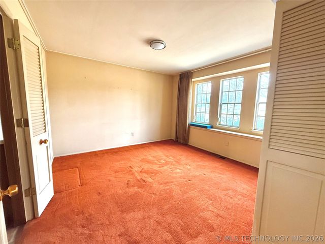 3710 E 43rd Place, Tulsa, OK 74135