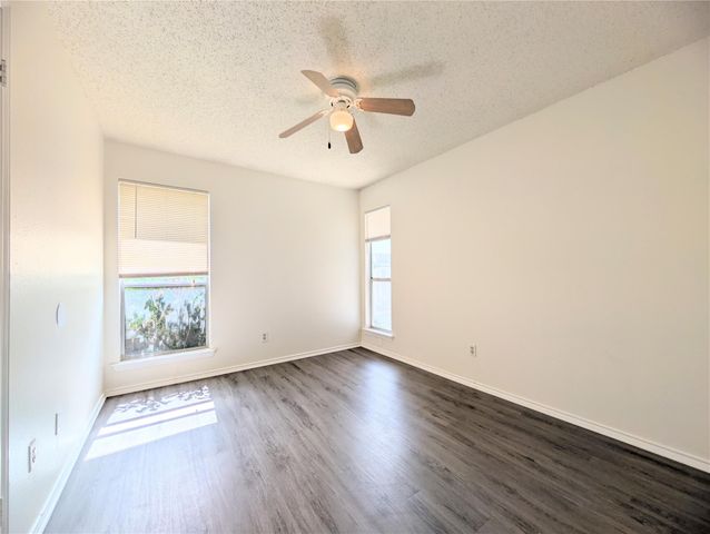 2036 Redwing WAY, Round Rock, TX 78664