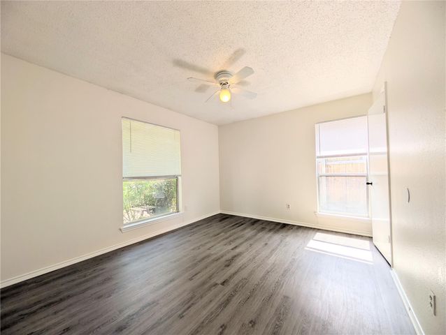 2036 Redwing WAY, Round Rock, TX 78664