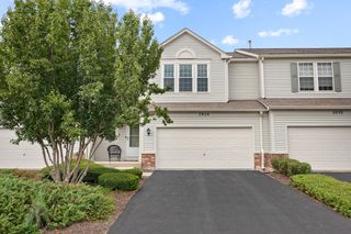 2826 Peachtree Circle, Aurora, IL 60502