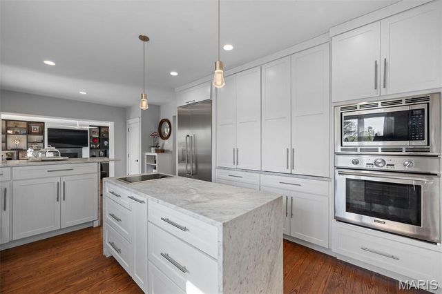 36 Crestwood Drive, Clayton, MO 63105