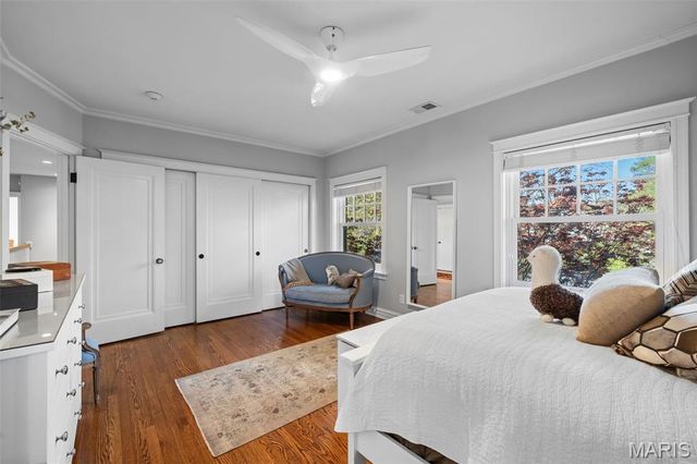 36 Crestwood Drive, Clayton, MO 63105