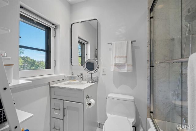 36 Crestwood Drive, Clayton, MO 63105