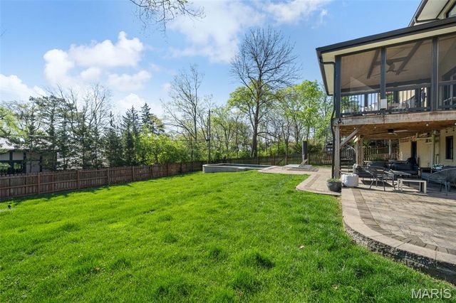 36 Crestwood Drive, Clayton, MO 63105