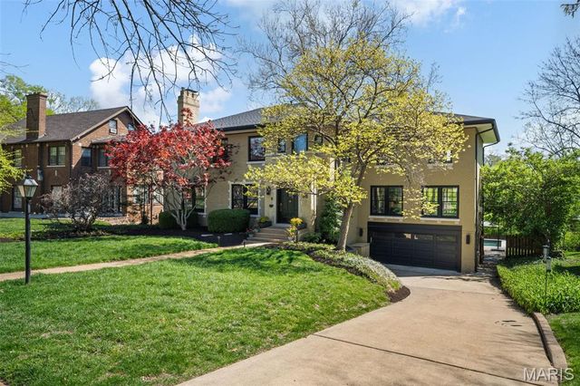 36 Crestwood Drive, Clayton, MO 63105