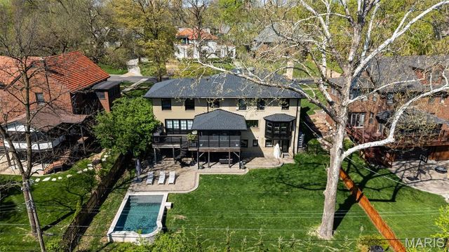 36 Crestwood Drive, Clayton, MO 63105