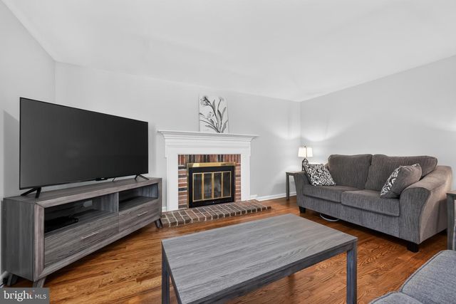 344 N DILLWYN RD, Newark, DE 19711