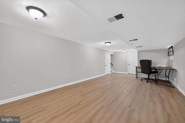 344 N DILLWYN RD, Newark, DE 19711