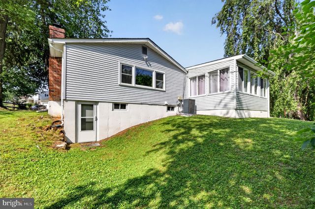 344 N DILLWYN RD, Newark, DE 19711