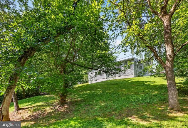 344 N DILLWYN RD, Newark, DE 19711
