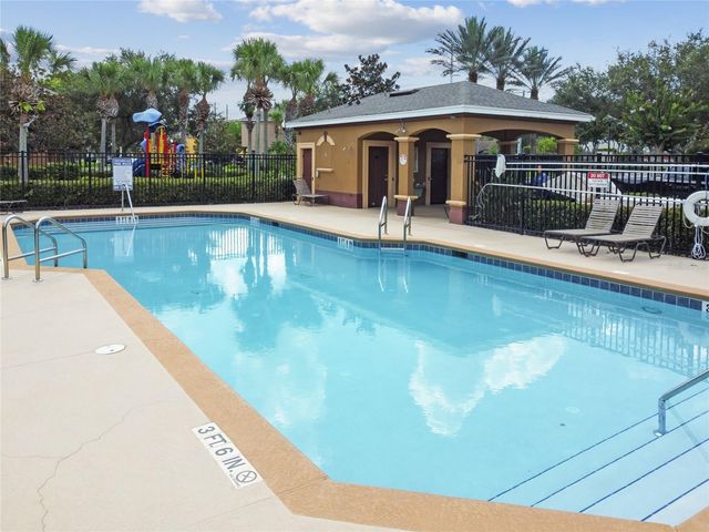 4084 PITCH PINE CIRCLE, Oviedo, FL 32765