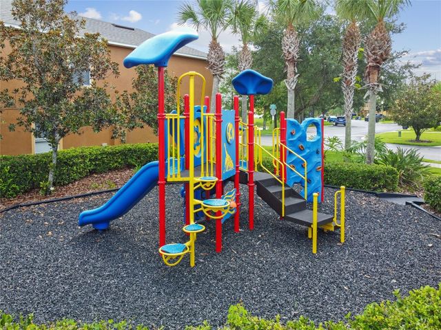4084 PITCH PINE CIRCLE, Oviedo, FL 32765