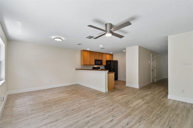 4084 PITCH PINE CIRCLE, Oviedo, FL 32765