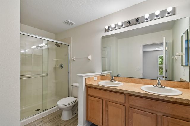 4084 PITCH PINE CIRCLE, Oviedo, FL 32765