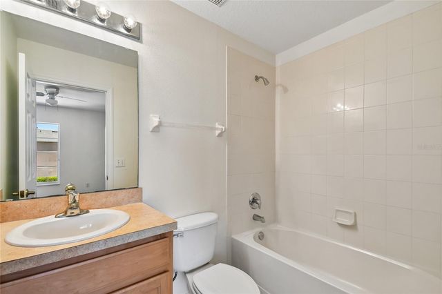 4084 PITCH PINE CIRCLE, Oviedo, FL 32765