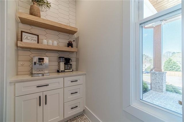 1009 Easy Street, Winder, GA 30680