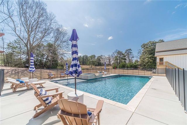 1009 Easy Street, Winder, GA 30680