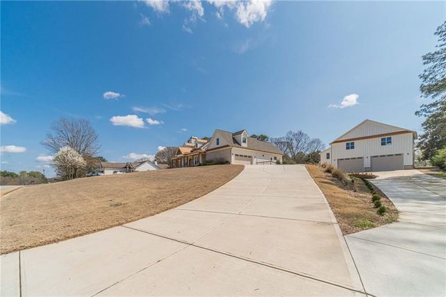 1009 Easy Street, Winder, GA 30680