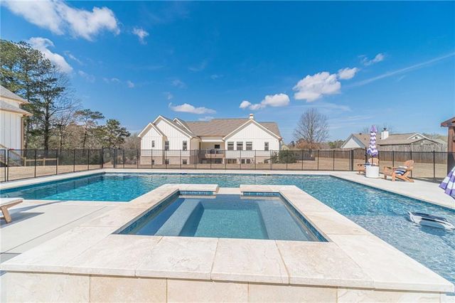 1009 Easy Street, Winder, GA 30680