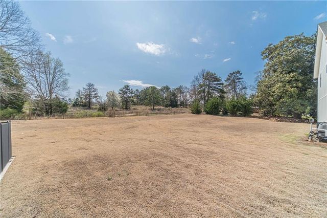 1009 Easy Street, Winder, GA 30680