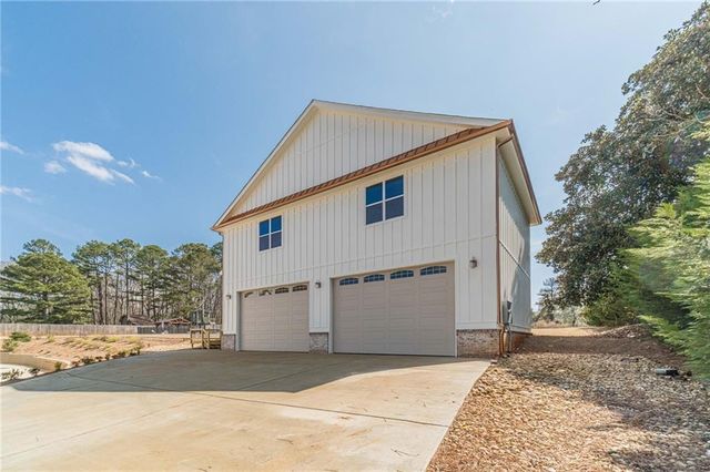 1009 Easy Street, Winder, GA 30680