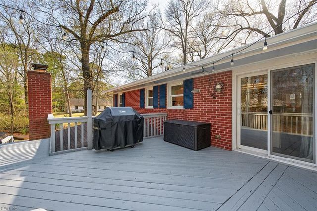 1605 Mallard LN, Virginia Beach, VA 23455