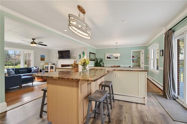 1605 Mallard LN, Virginia Beach, VA 23455