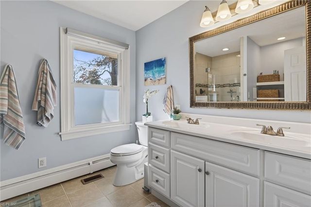 1605 Mallard LN, Virginia Beach, VA 23455