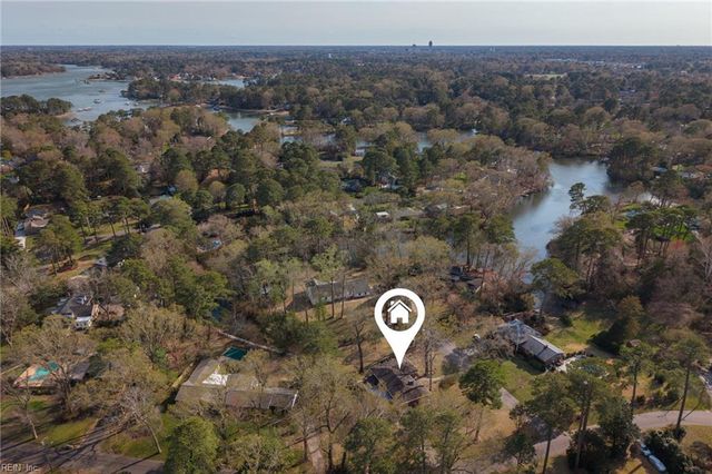 1605 Mallard LN, Virginia Beach, VA 23455