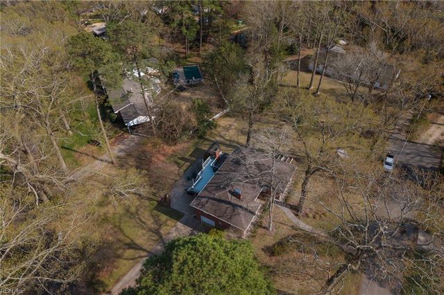 1605 Mallard LN, Virginia Beach, VA 23455